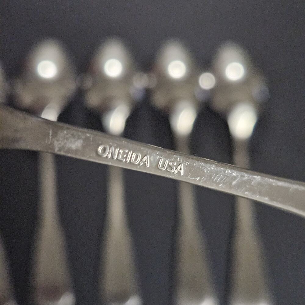 Oneida USA Minute Man Colonial Boston Teaspoons Stainless Flatware 8 Piece - Picture 4 of 4